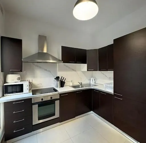 2 Bedroom Found In A Great Location Апартаменты